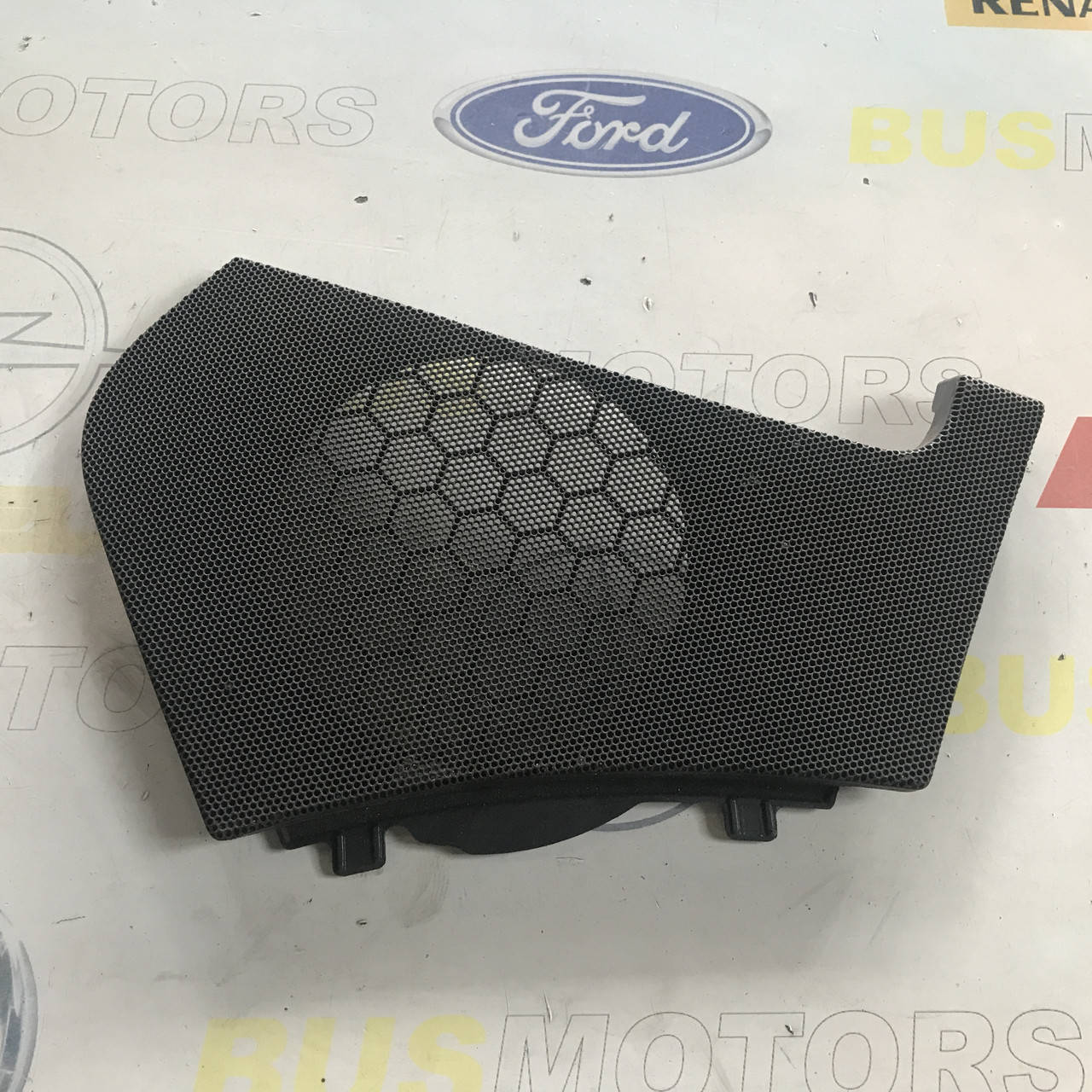 

Решетка (Накладка) динамика в торпедо правая Mercedes Sprinter W903 1995-2006 A9016892708