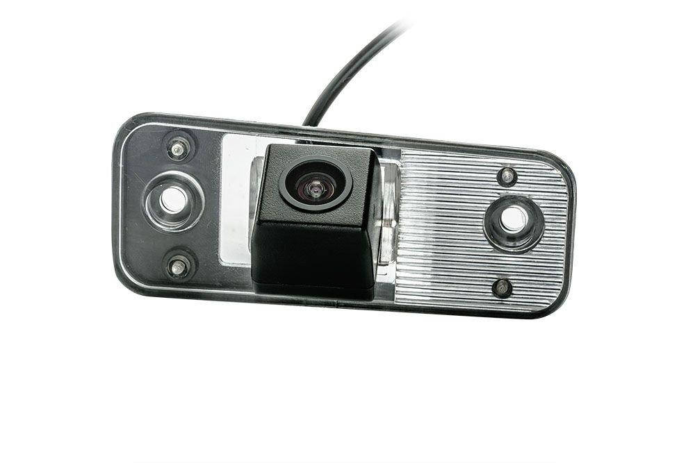 

Камера заднего вида Fighter CS-CCD+FM-79 для Hyundai Santa Fe 2006-2012