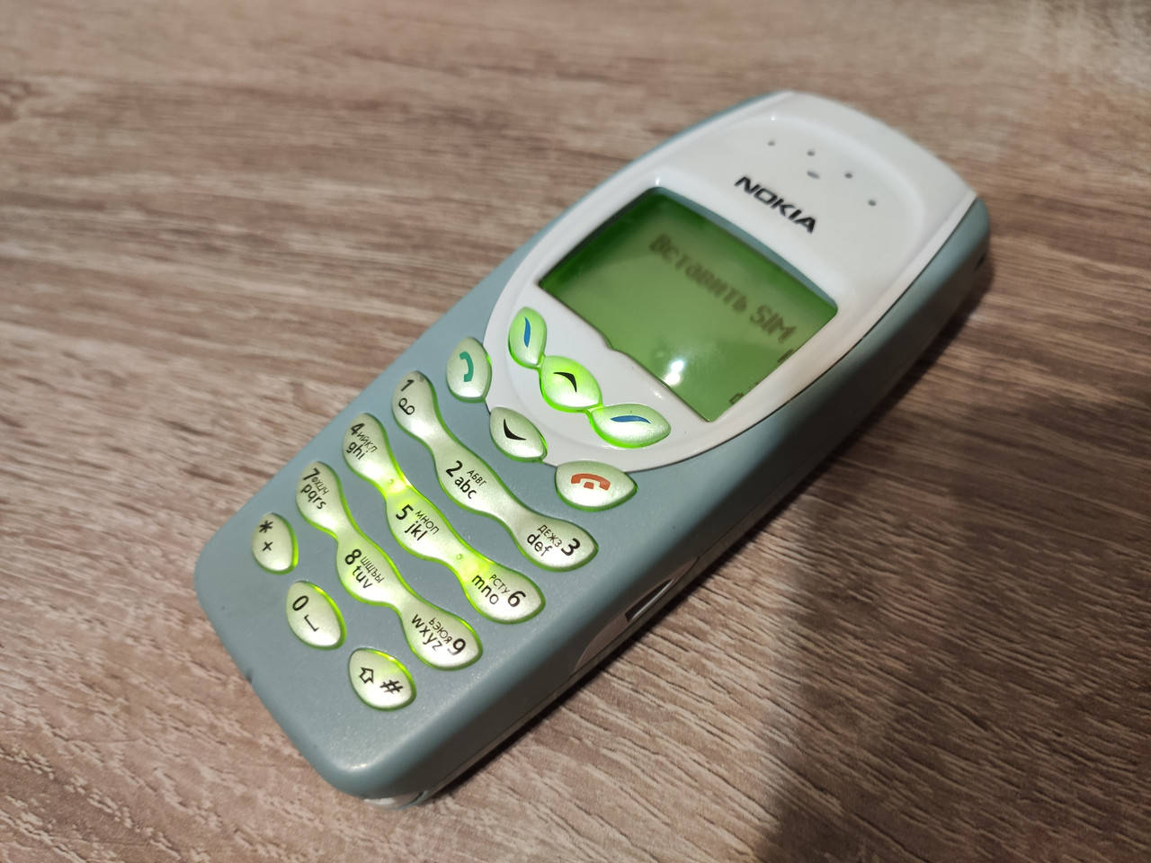 

Мобильный телефон Nokia 3410 б.у