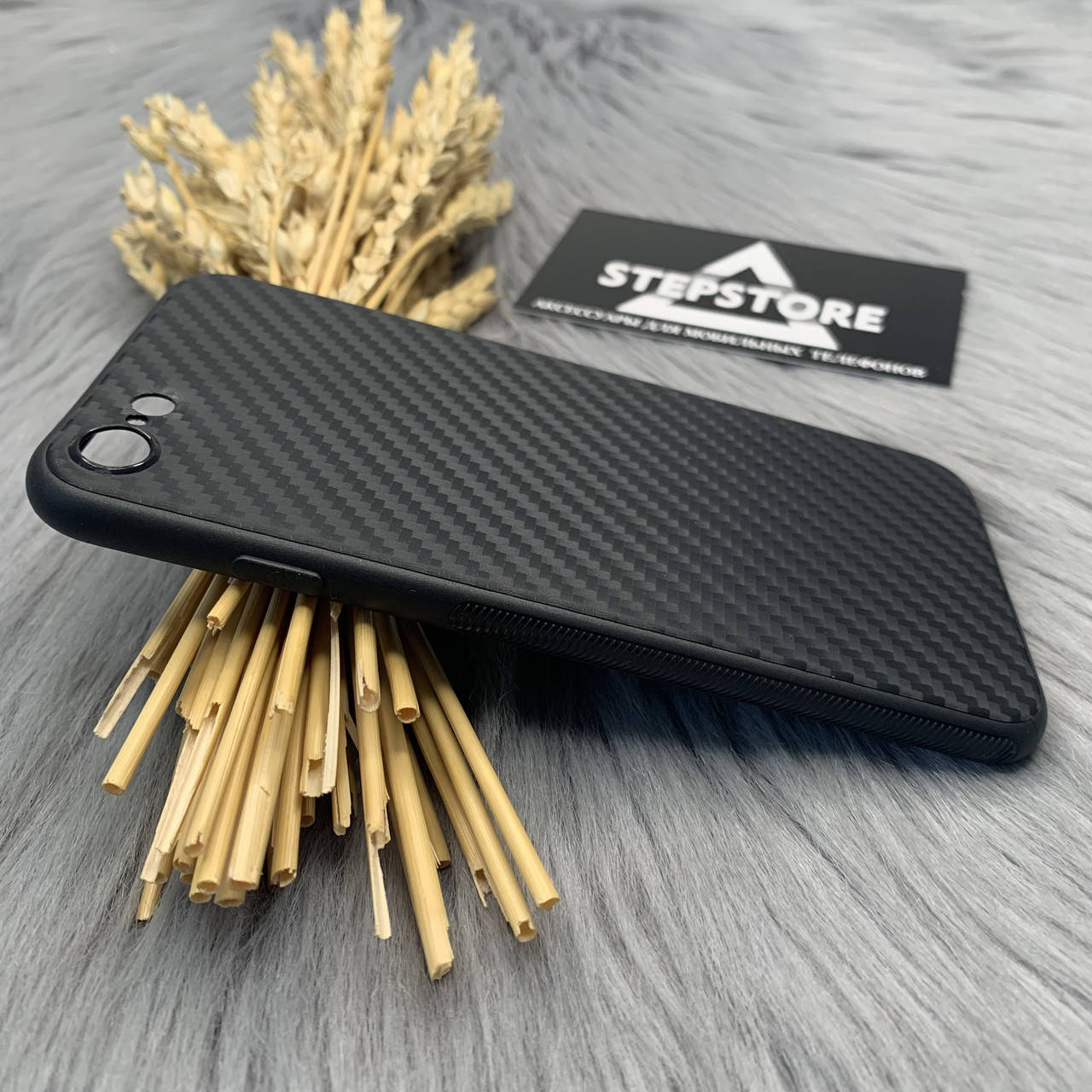 

Чехол карбоновый для iPhone 7 / 8 / SE 2 / 3 carbon силиконовый черный тонкий