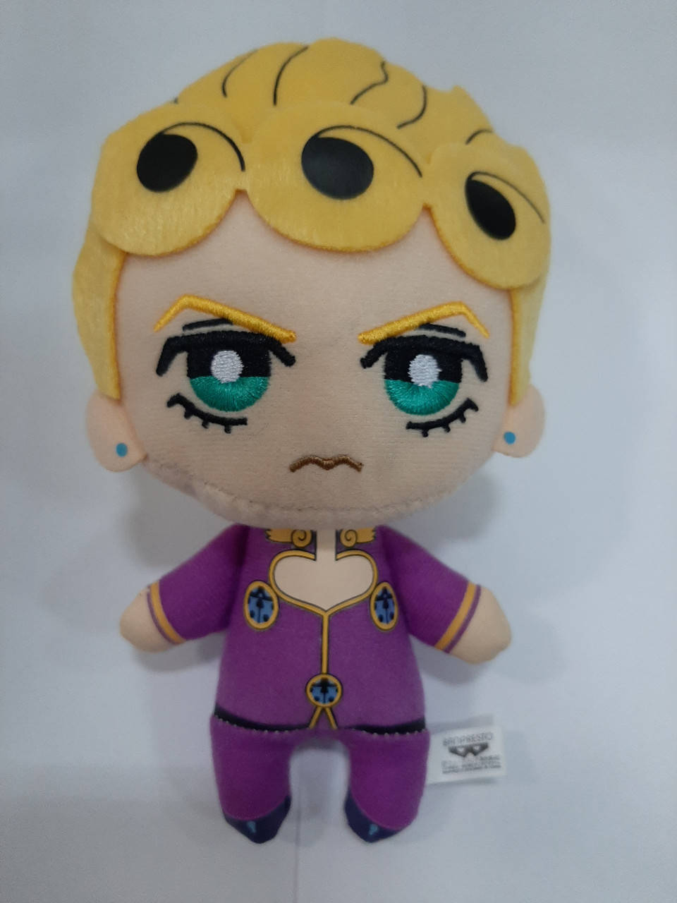 

Мягкая игрушка JoJo Золотой ветер Джорно 17 см, Желтый