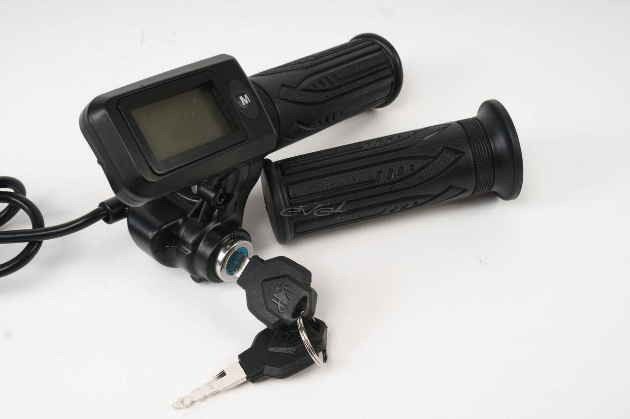 

Ручка газа мото LCD 36-72в c ключом