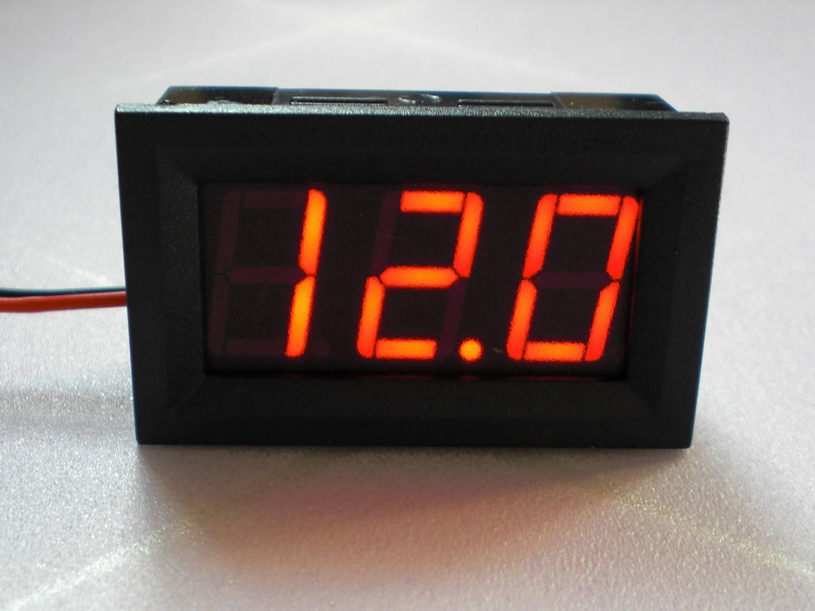 

Вольтметр DC 3.5 - 30v красный 056"