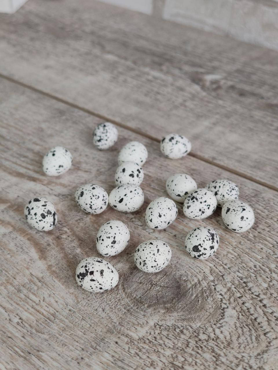 

Яйца из пенопласта для декора h-2 см, 18 шт природний