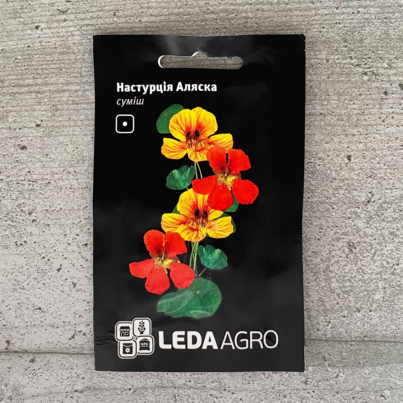 

Настурция смесь Аляска 1 г семена пакетированные Leda Agro, Разные цвета