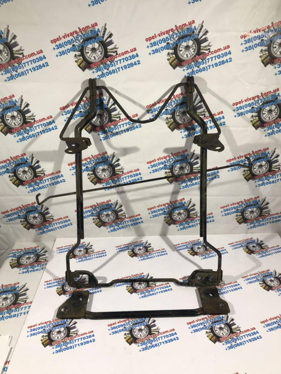 

Крепеж запаски на Рено Трафик 3