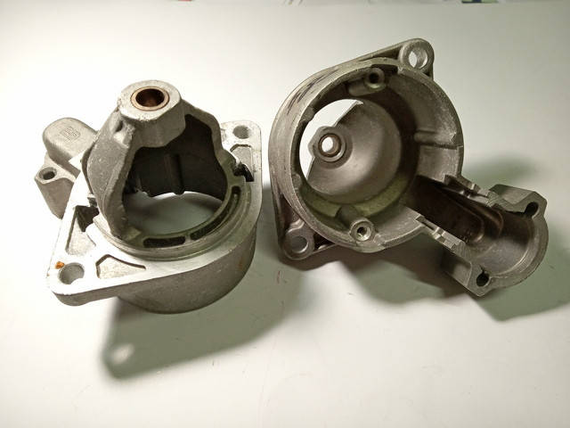 

Крышка стартера передняя Ланос магнитн. (Херсон) 584.3708.400