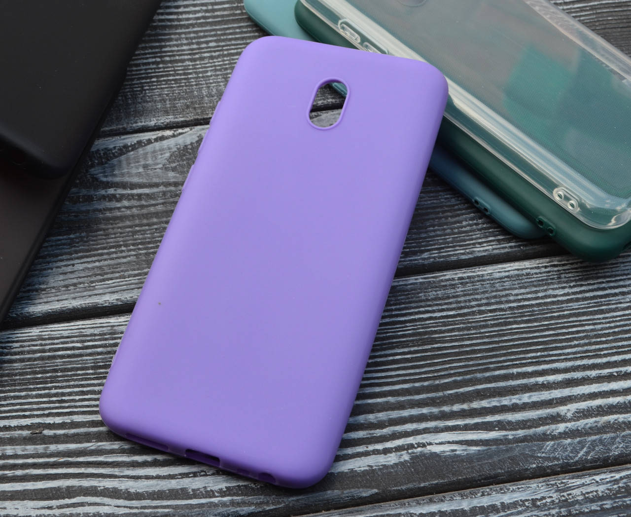 

Матовый силиконовый чехол для Xiaomi Redmi 8A Фиолетовый