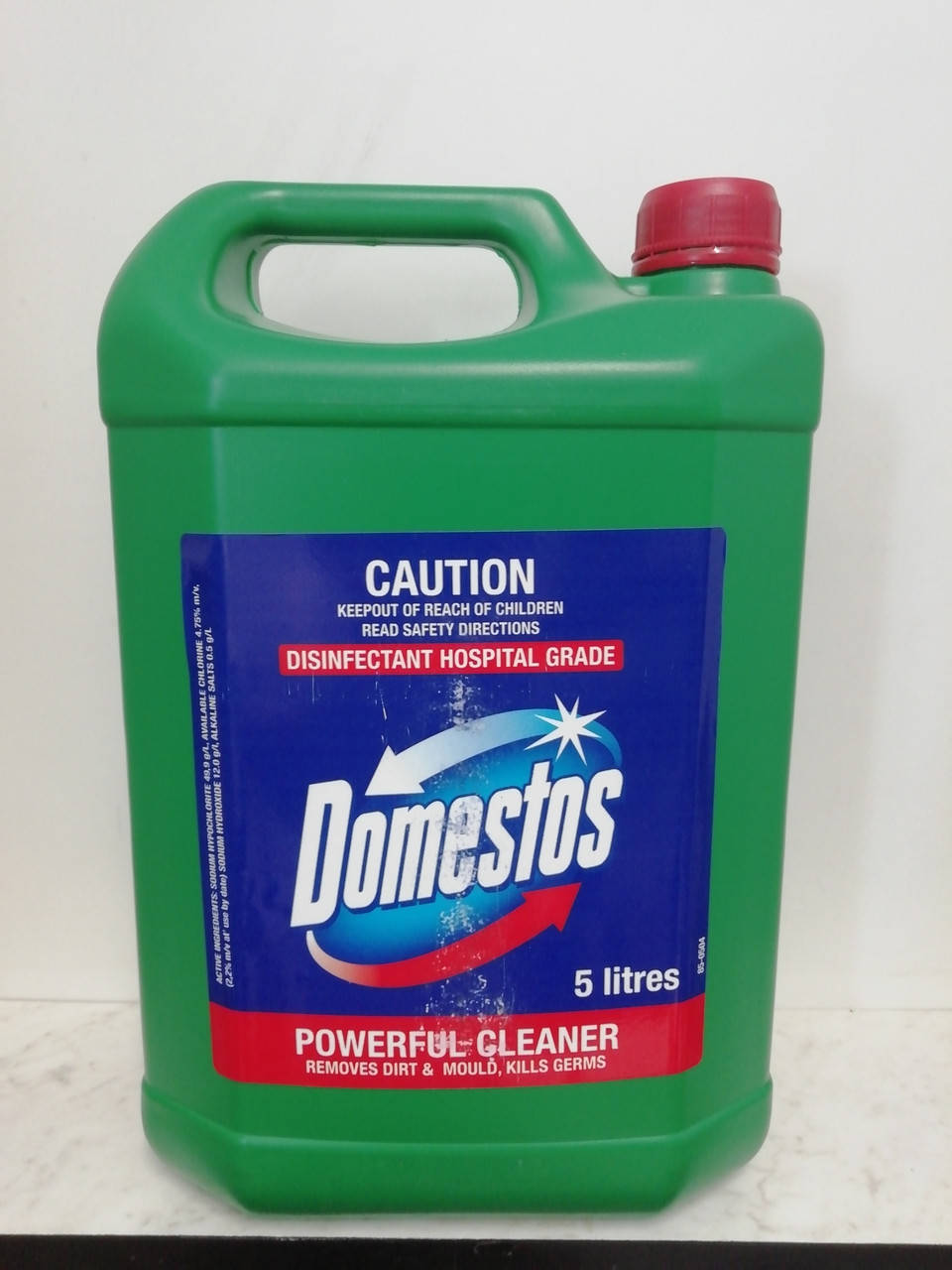 

Универсальное миющее средство Domestos Professional с дезинфицирующим эффектом "Морская свежесть", 5л