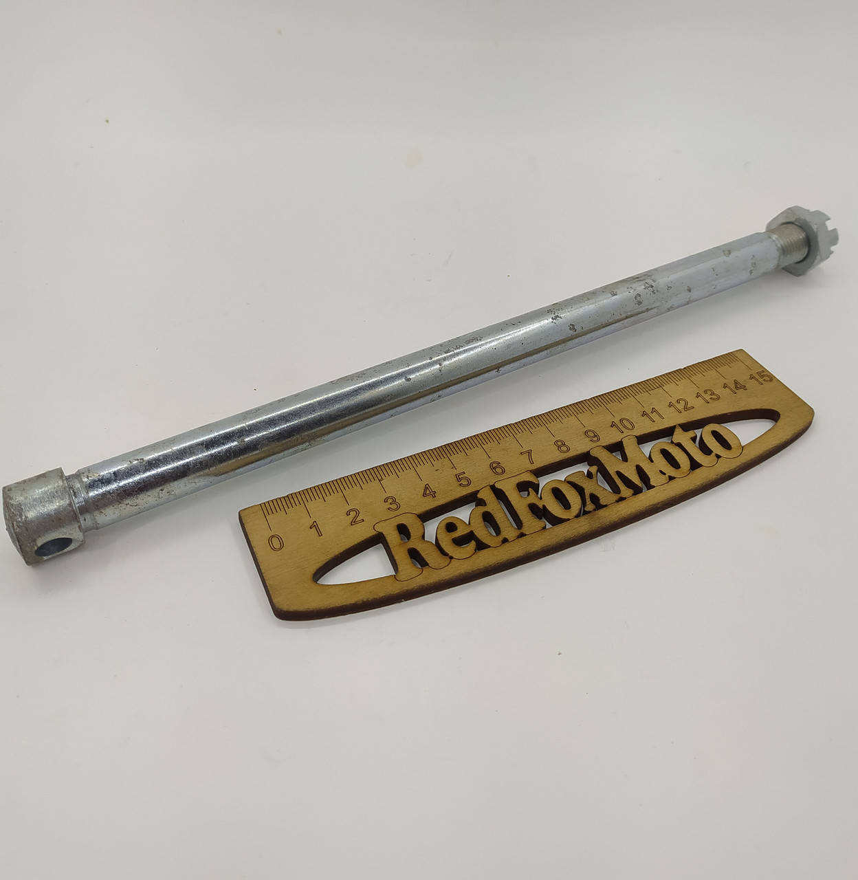 

Ось заднего колеса + гайка ЯВА/JAWA 350/ 634/ 638/ 640 Украина