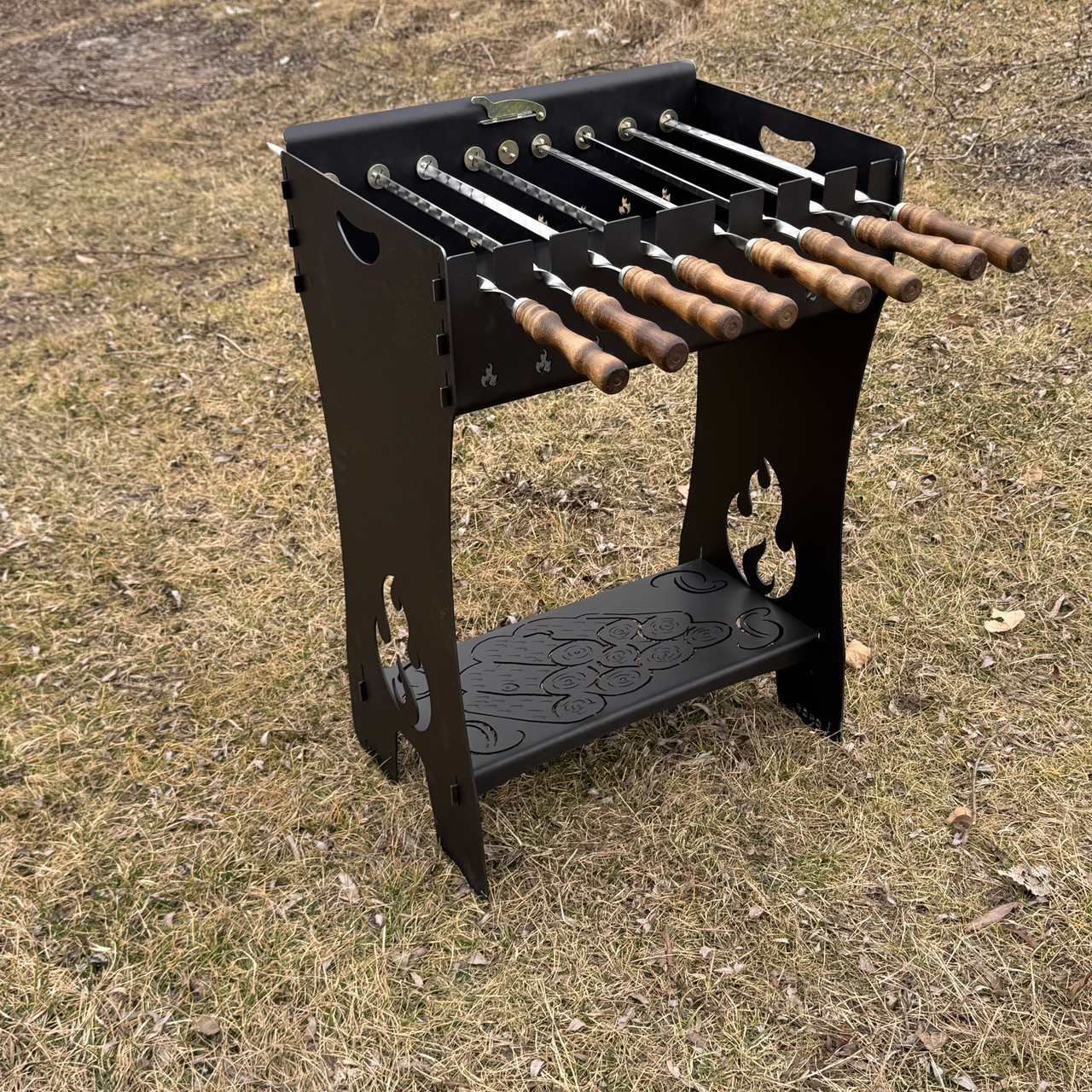 Мангал розбірний високий з автоматичною шашличницею на 10 шампурів