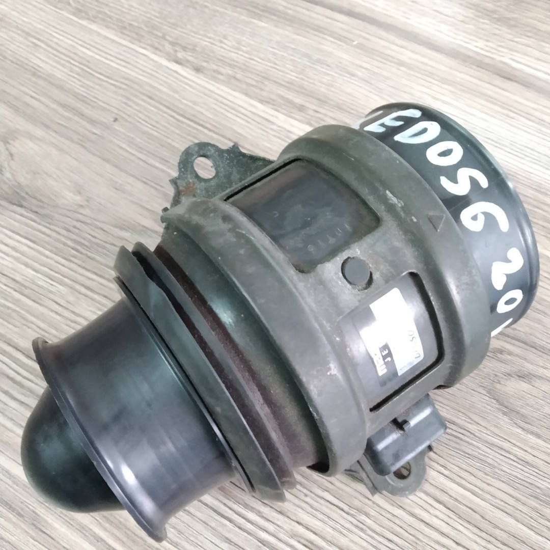 

Датчик Расходомер воздуха Mazda Xedos 6, 929, MX3 1972000060 JE5013210