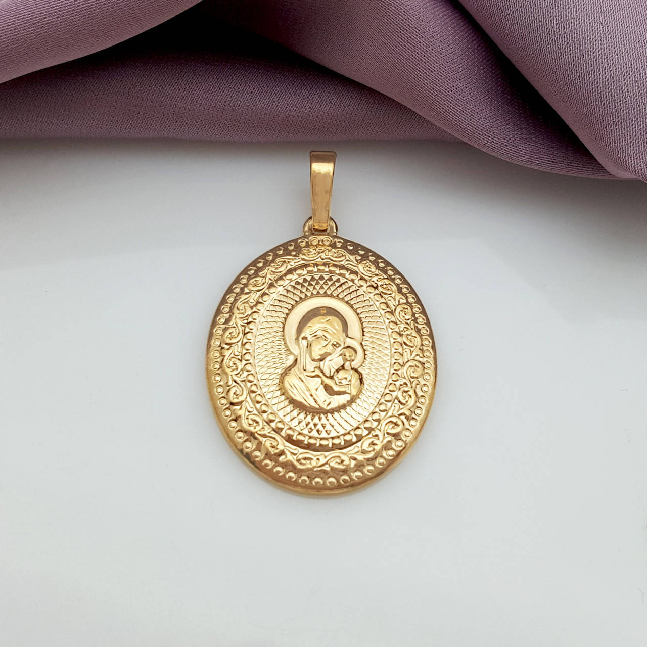 

Ладанка "Божья Матерь и Дитя", без камней, медзолото Xuping, 18К