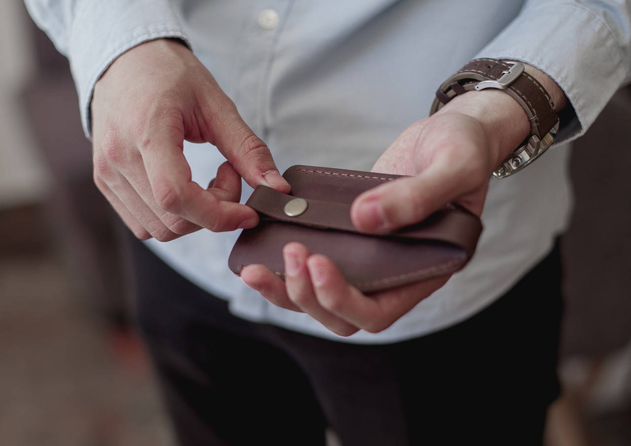 

Кожаная ключница, чехол для ключей из натуральной кожи темный шоколад, Коричневый