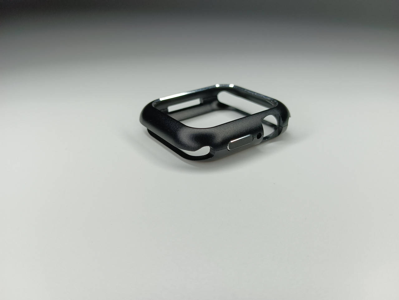 

Магнитный защитный чехол Magnetic case для Apple Watch серии 6, 5, 4, 3, 2, 1 - черный 40 mm