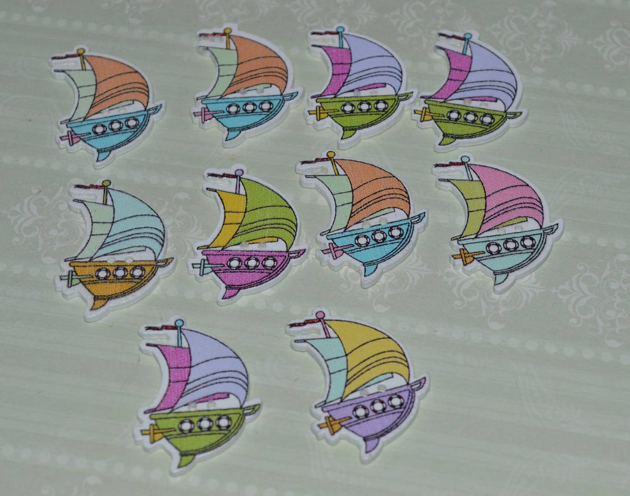 

Пуговица парусник