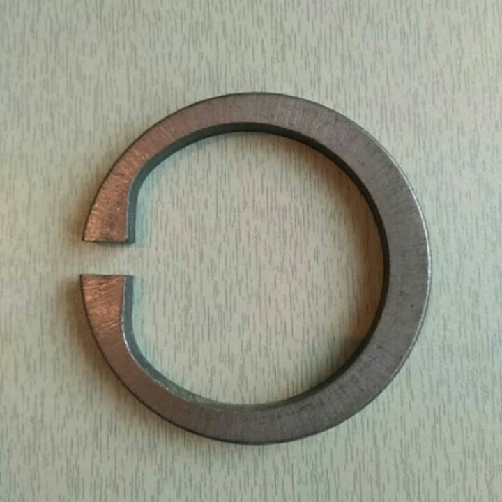 

Колодка тормоза первой задней передачи 81 мм