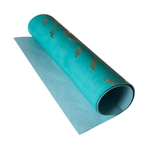 

Відріз шкірзаму з тисненням золотою фольгою Golden Feather Turquoise 50х25см