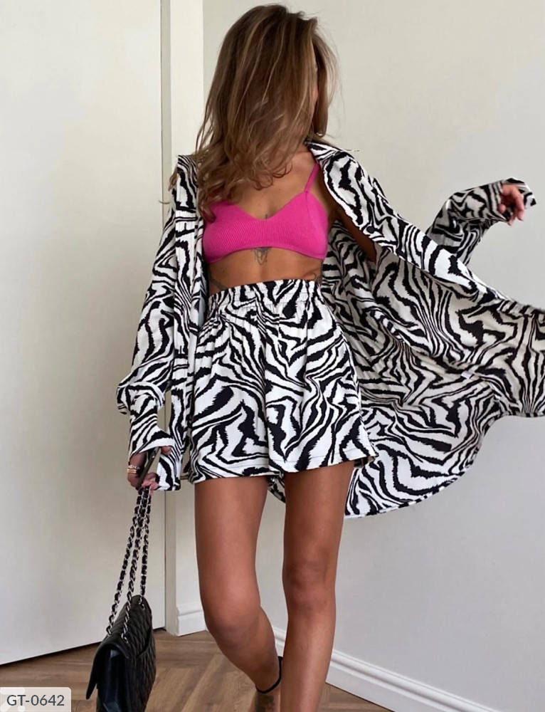 

Костюм 2-ка женский свободного кроя, размеры S-M/M-L "ANNVER" недорого от прямого поставщика