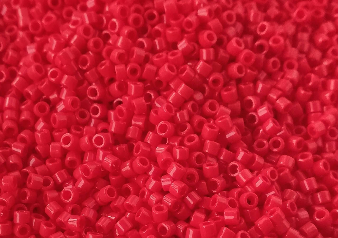 

Японський бісер Miyuki Delica 11/0 DB0723 Opaque Dark Cranberry