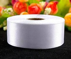 

Лента атласная LiaM Белая 2,5 см ширина