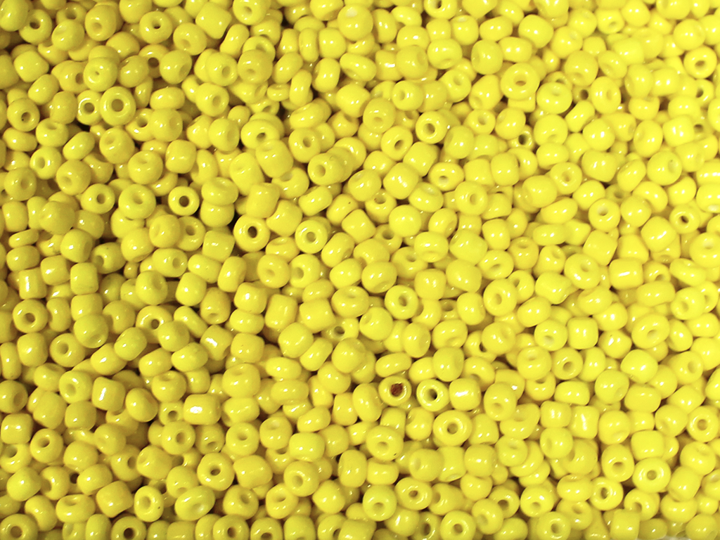 

Бисер 450 грамм КРУПНЫЙ 6/0:48