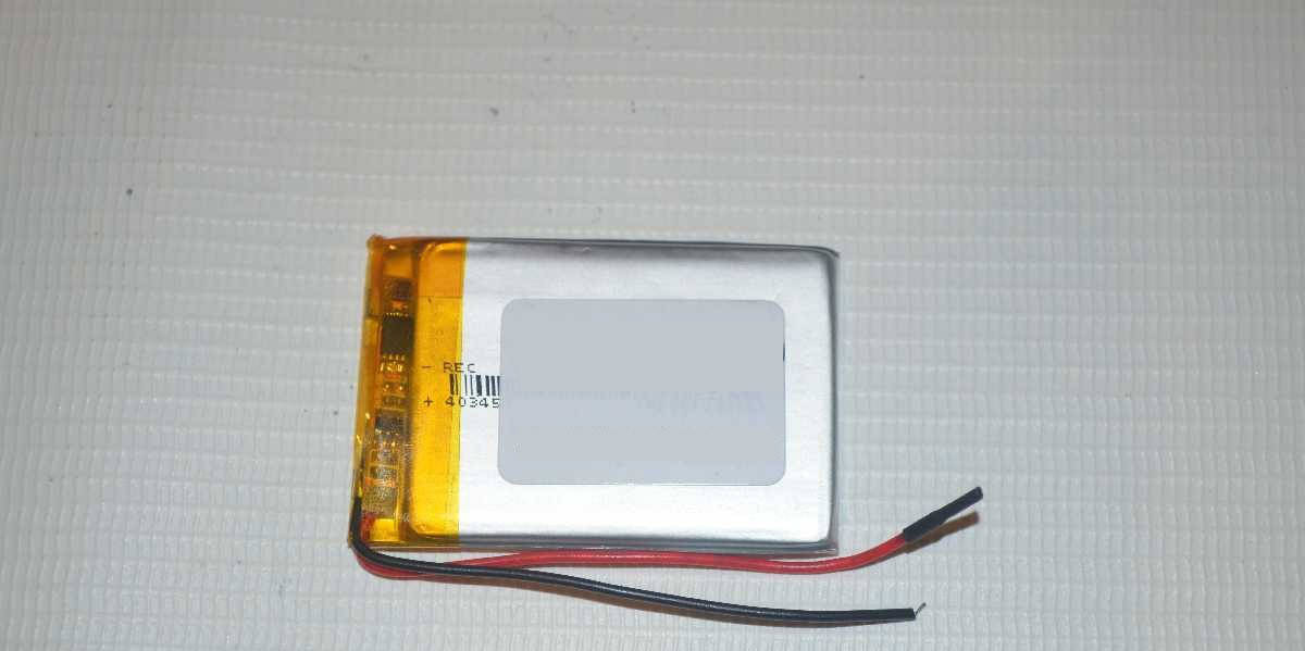 

Универсальный аккумулятор ( АКБ / батарея ) 3.7V 400mAh (5.0*25*35mm)