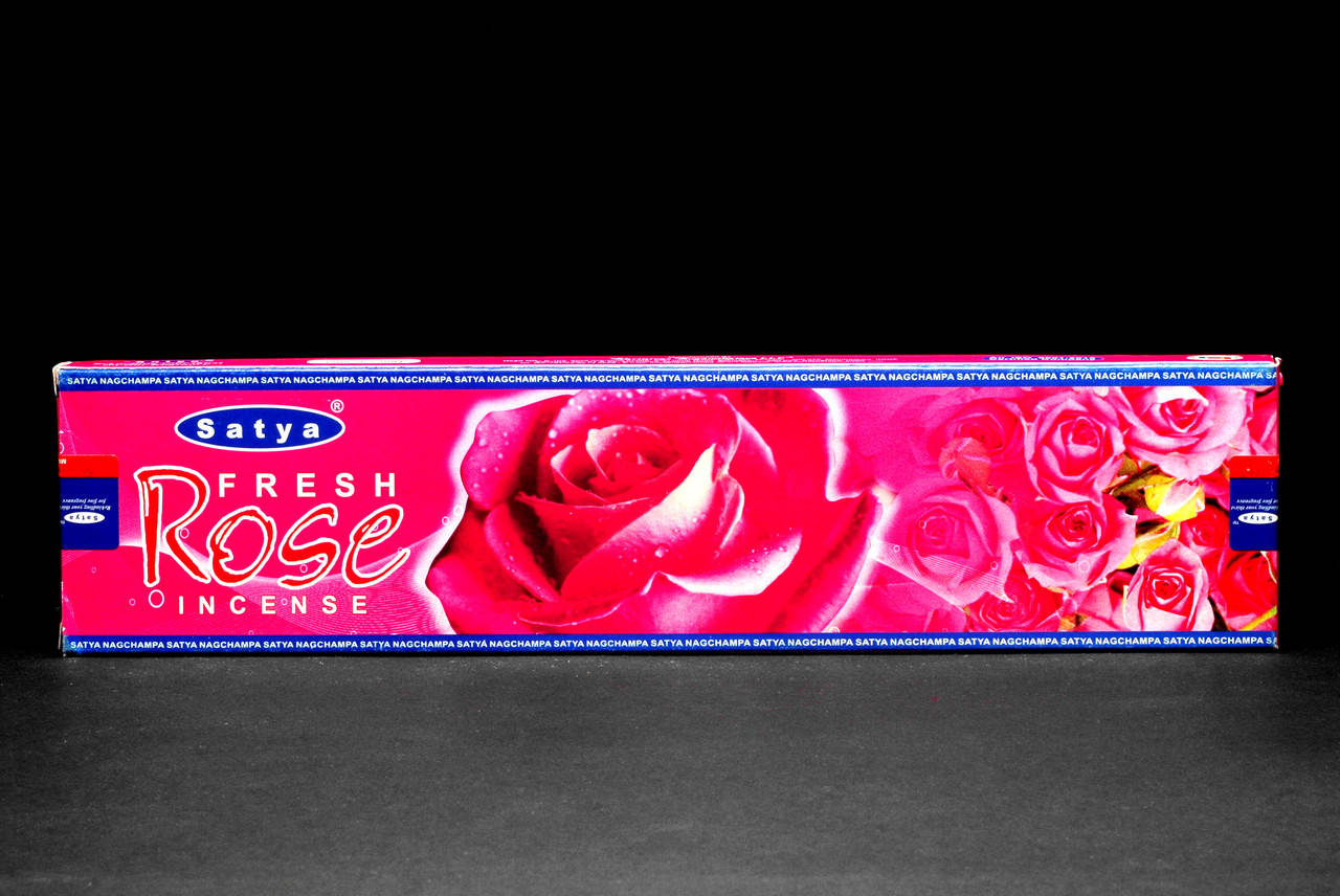 

Натуральные благовония Fresh Rose (Роза) от фирмы Satya (Сатья) 20 г