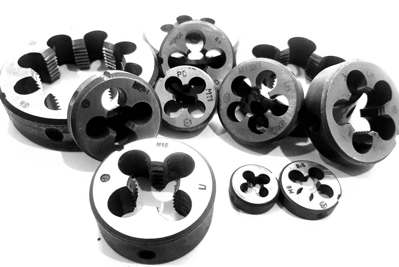 

Плашка М25х1.5мм