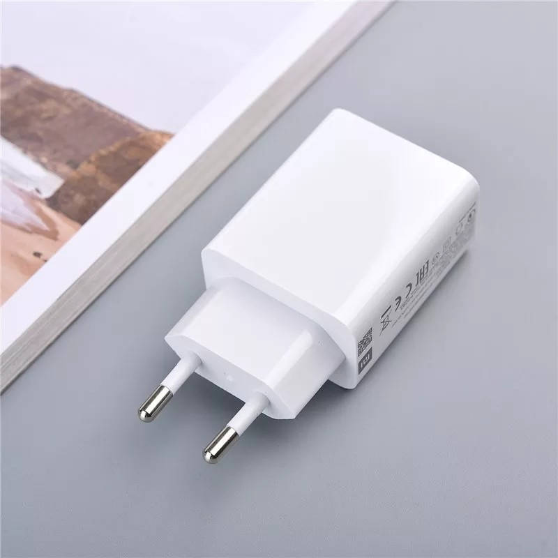

Зарядное устройство Xiaomi MDY-10-EF 18W Quick Charge 3.0 + кабель, Белый