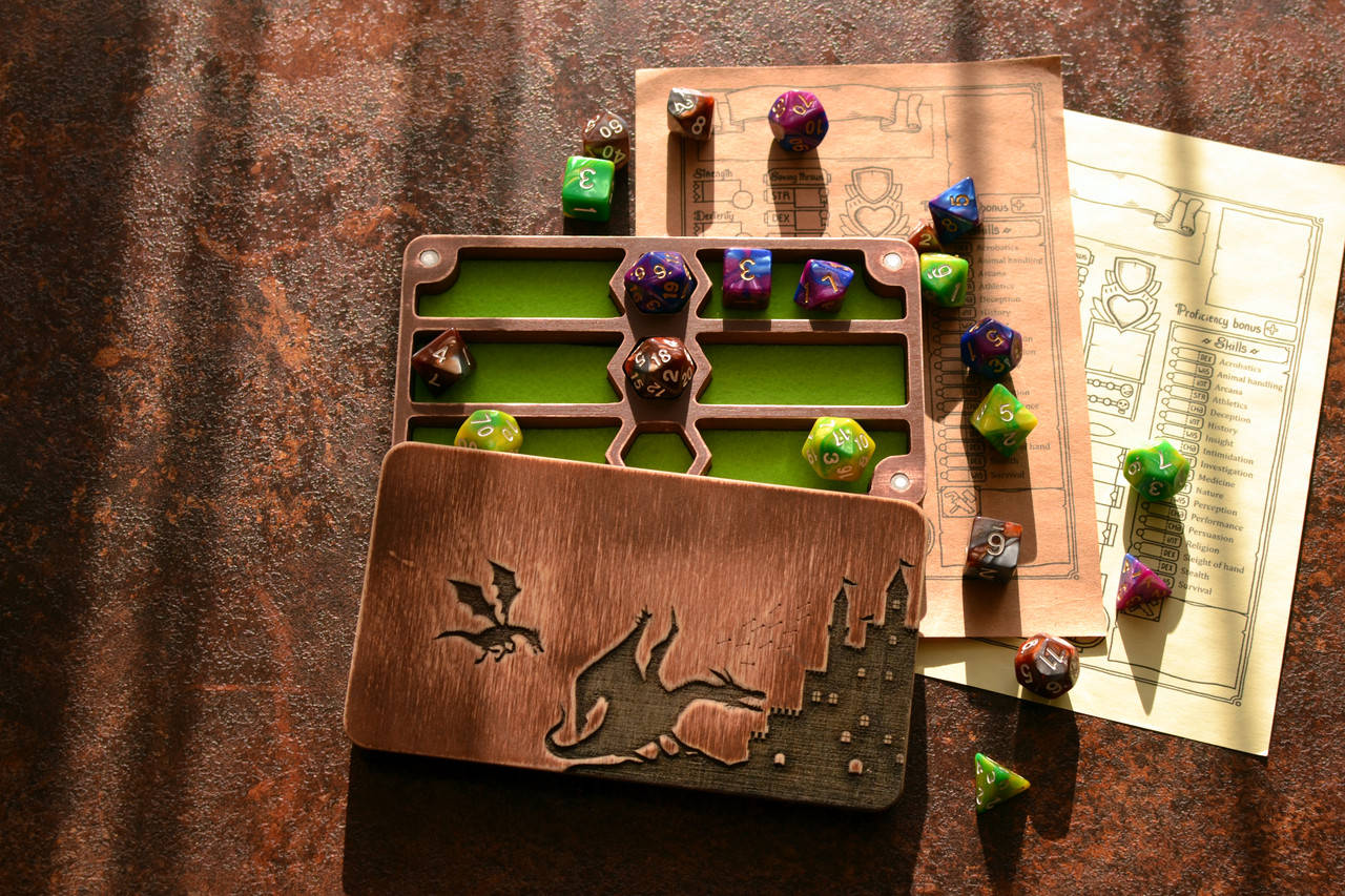 

Коробка для игровых кубиков (Dungeons and Dragons) D&D 010