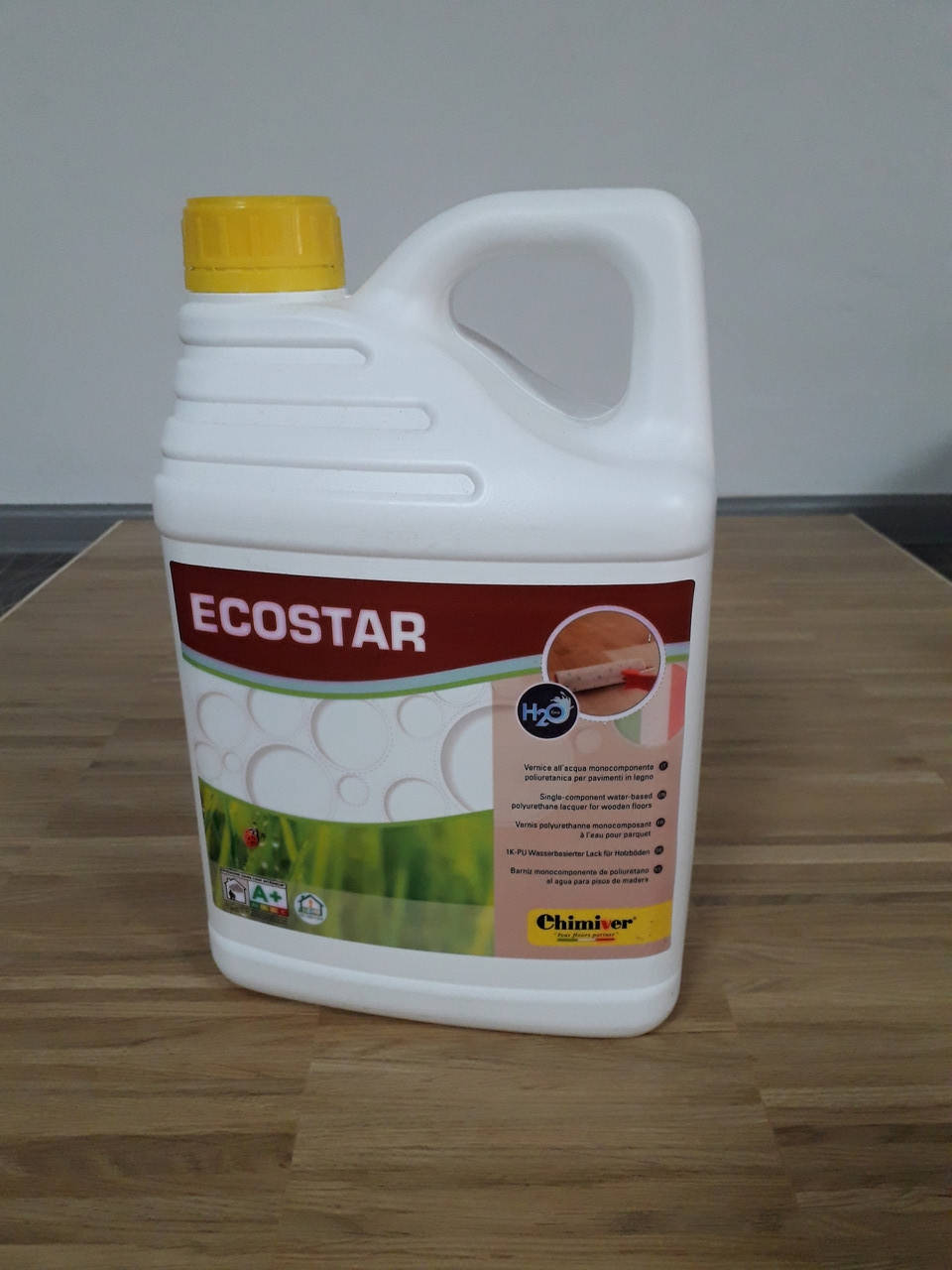 

Однокомпонентний паркетний лак на водній основі ECOSTAR SL