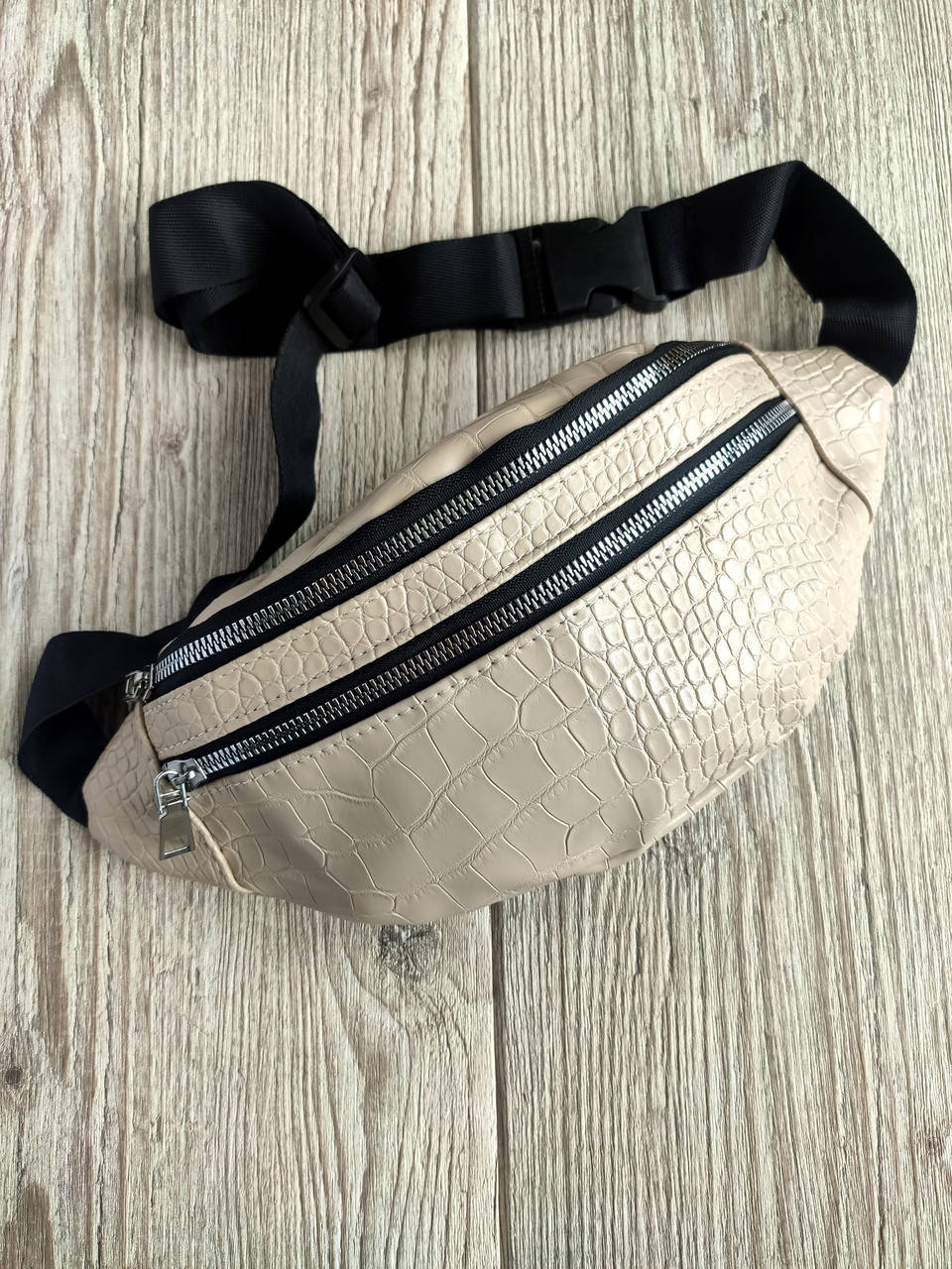 

Белая (молочная) бананка на пояс с эко-кожи, женская поясная сумка, Белый
