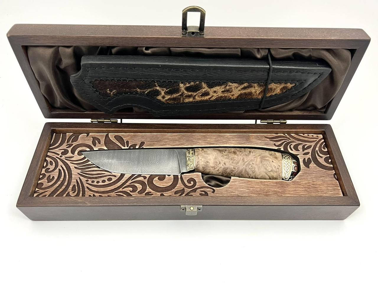 

Эксклюзивный нож ручной работы для охоты и рыбалки из дамасской стали «Апачи» с кожаными ножнами