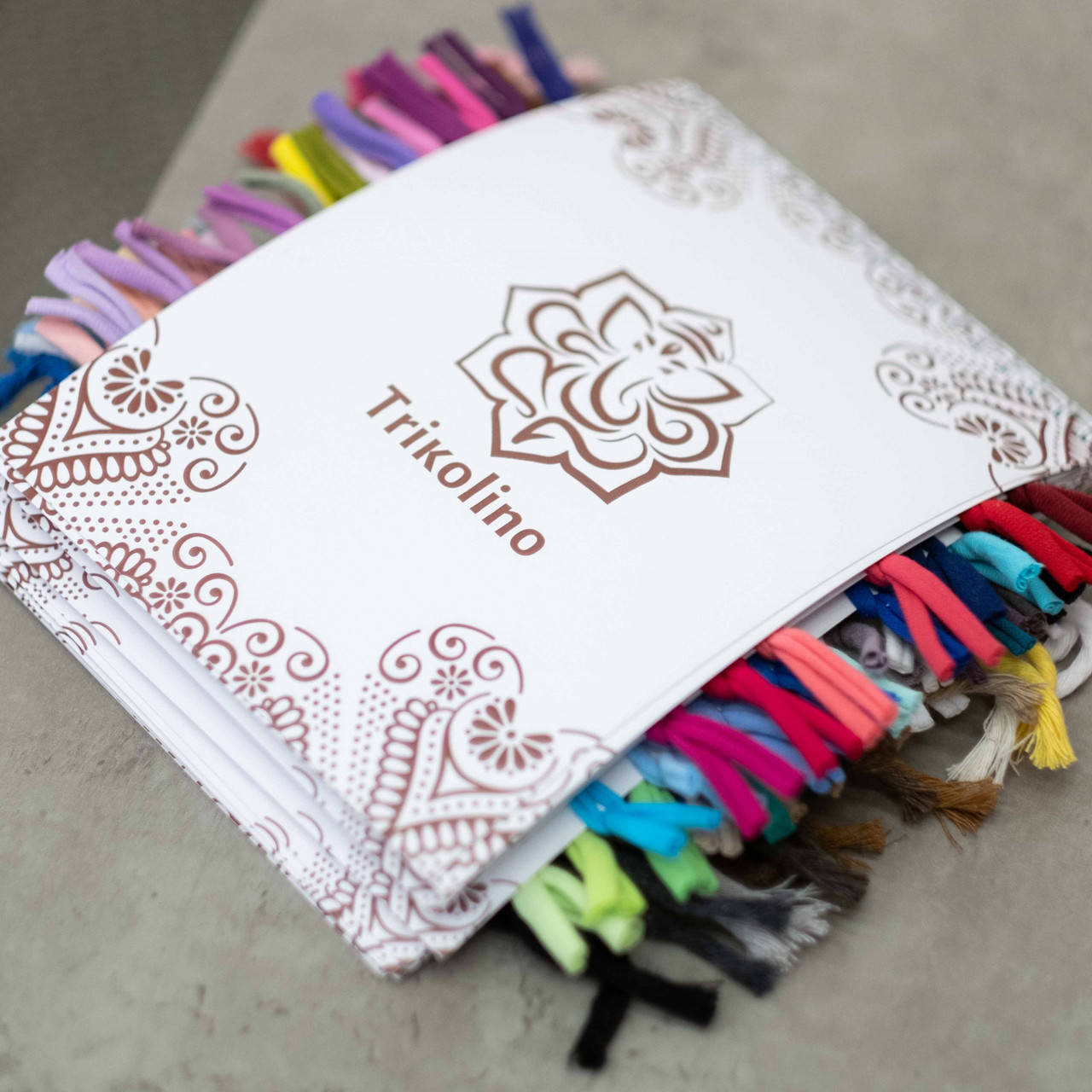 

Палітра трикотажної пряжі Trikolino