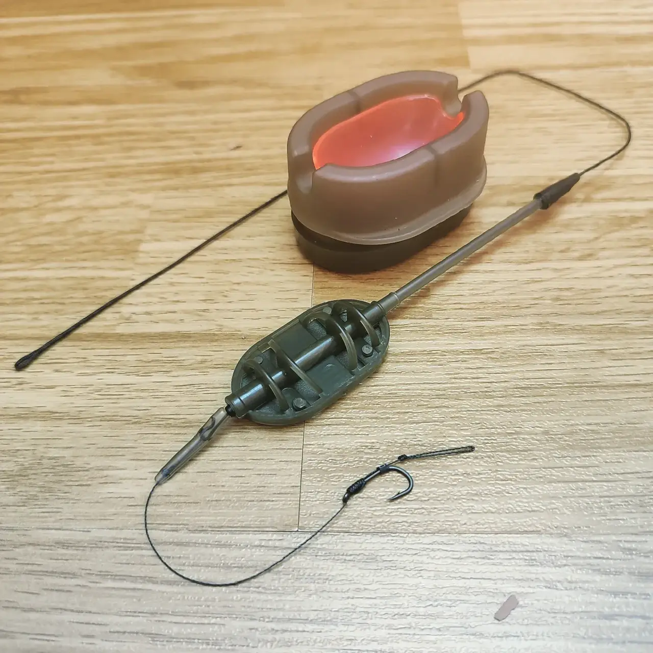 

Карповый монтаж "Air Flat", вес 50 грамм , с пресс формой.