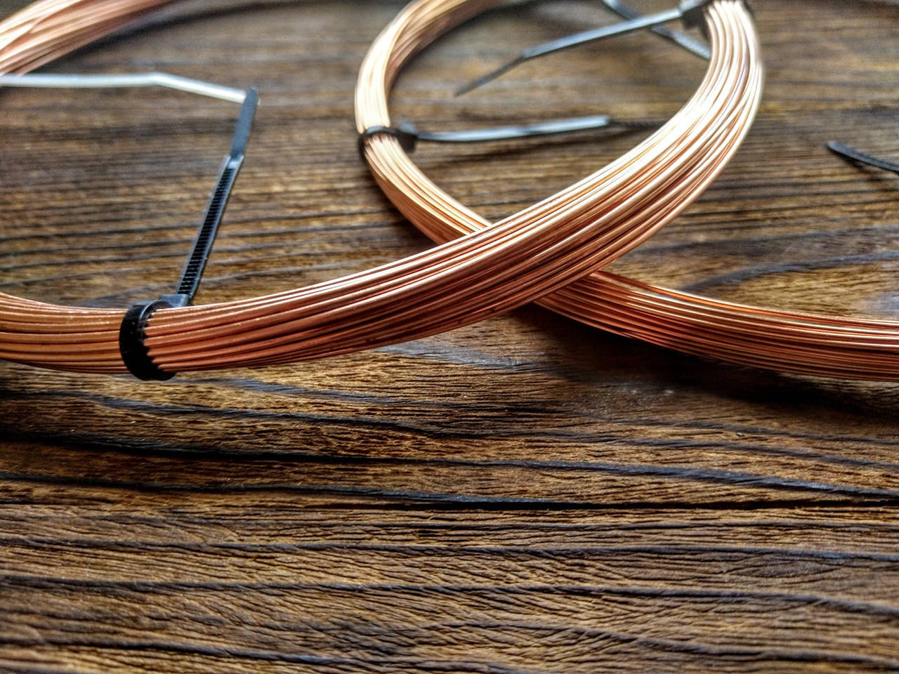 

Проволока медная для рукоделия 2 мм 3 метра