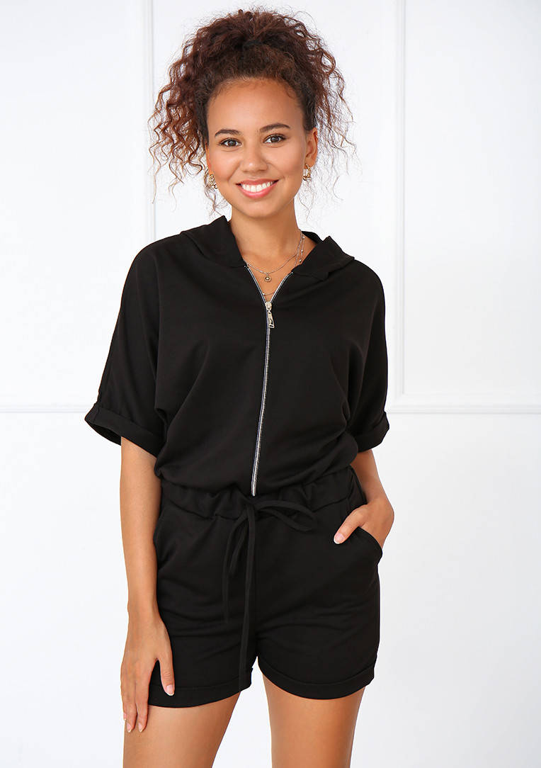 

Женский летний комбинезон с шортами и капюшоном "Melvin" Черный, 46-48