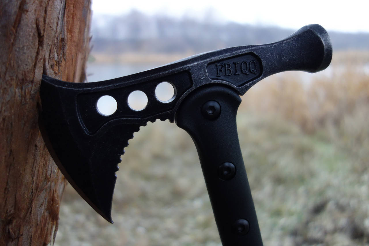 

Туристический топор Sog , хорошего качества +1 чехол., Черный