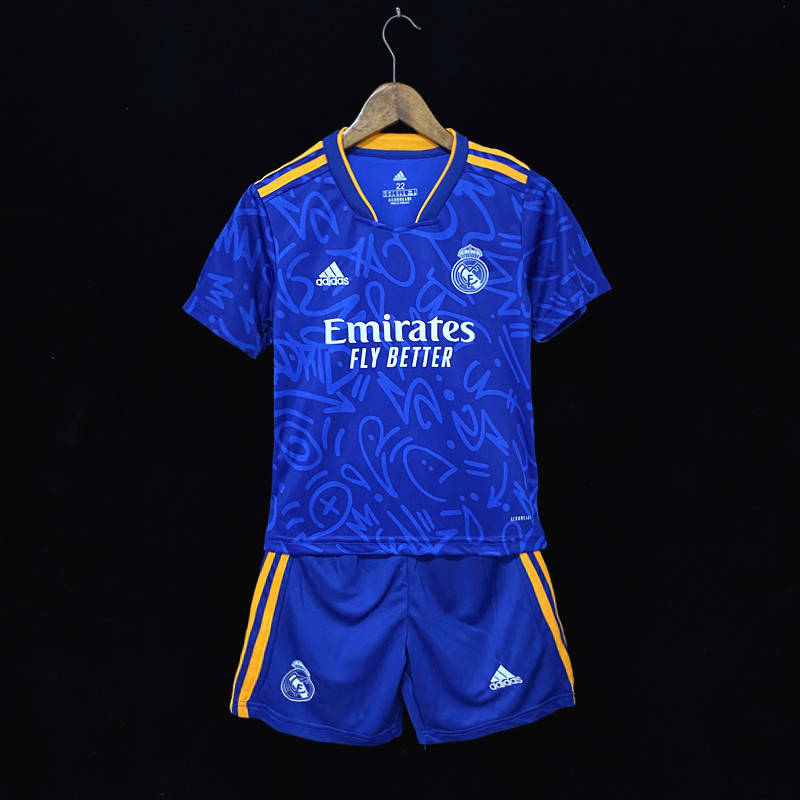 

Футбольная форма Реал Мадрид Real Madrid 2021-22 выездная