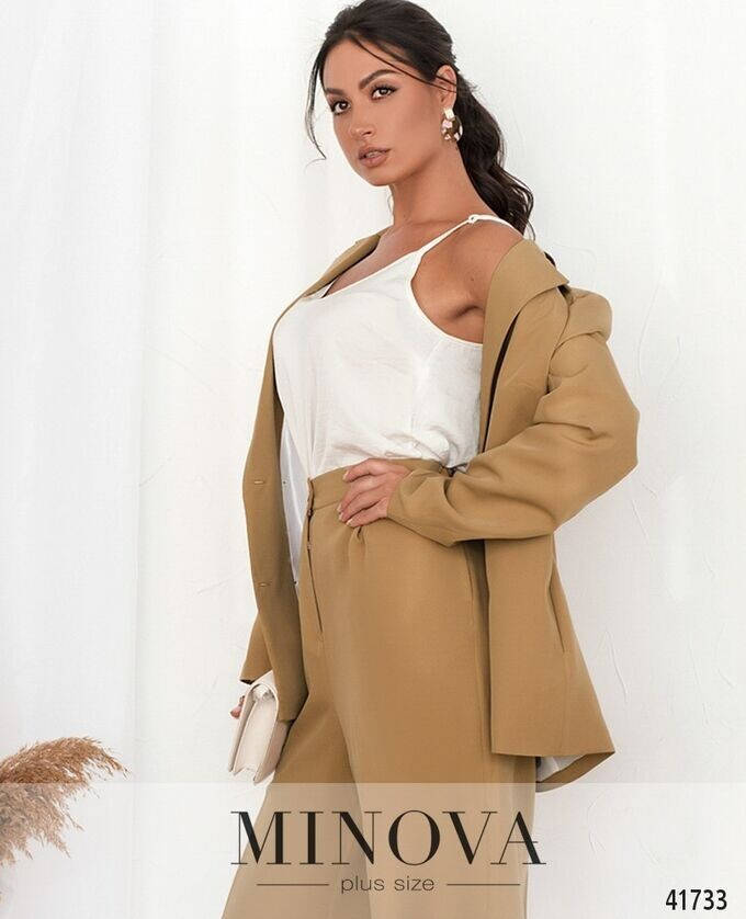 

Элегантный женский брючный костюм Ткань Костюмная 58, 60, 62, 64 размер 58, Песочный