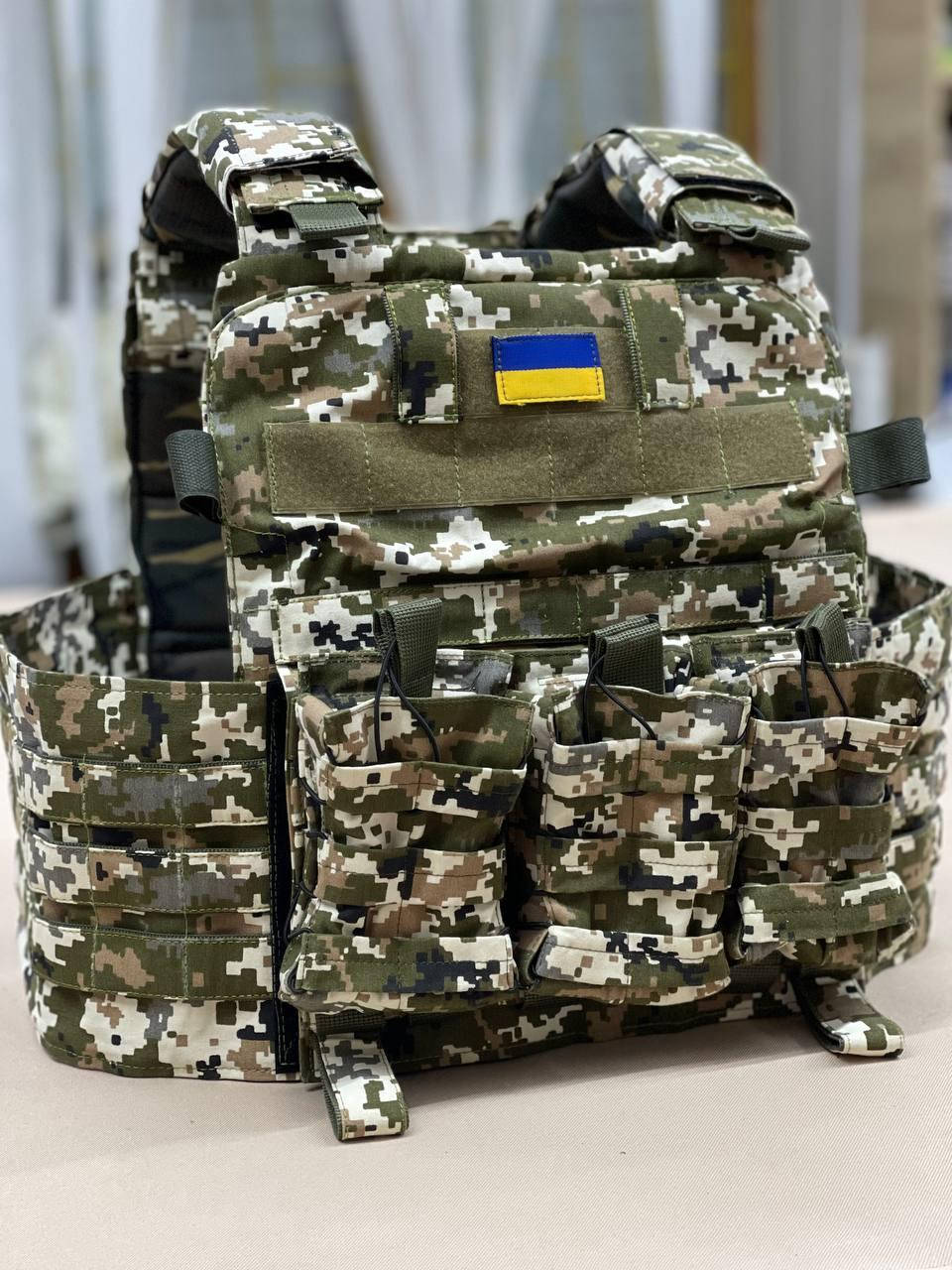 

Плитоноска Запорожская пиксель Без плит пиксель Жилет армейский под плиты Плитоноска с карманами для АК