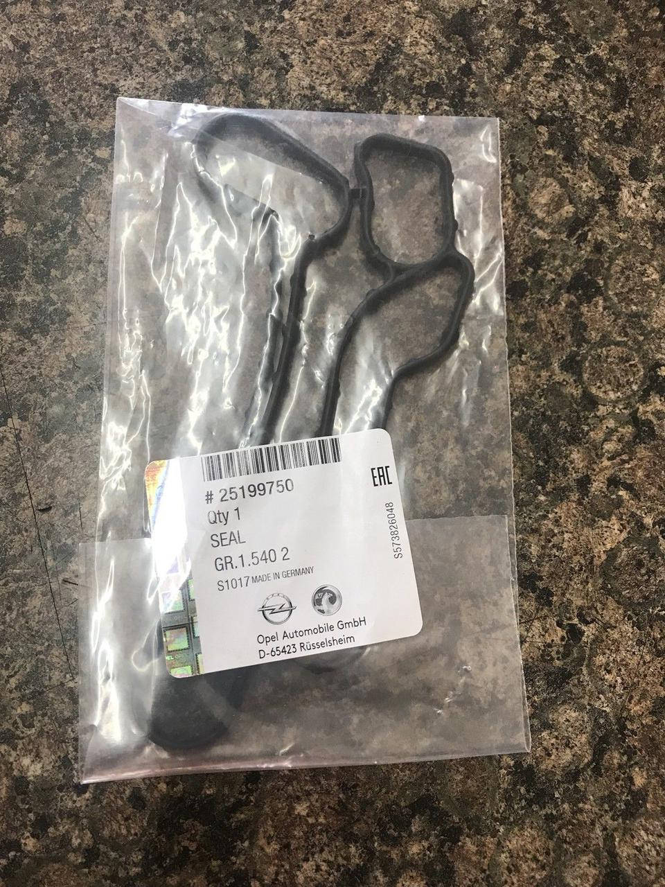 

Прокладка теплообменника к корпусу масляного фильтра GM 25199750 Z16XER A16XER A16LEL A16LER Z18XER A18XER