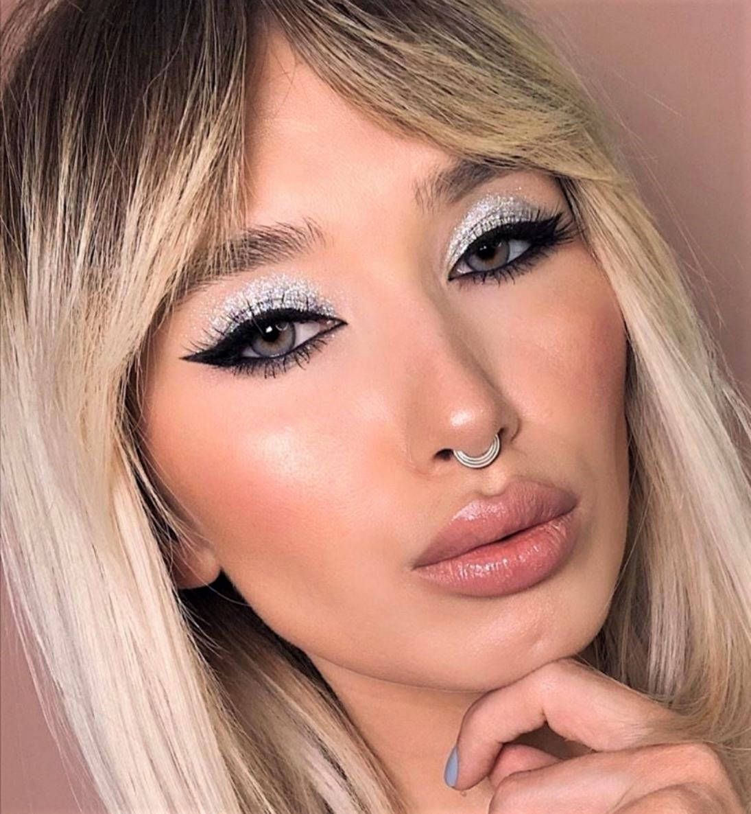 

Цветные контактные линзы для коррекции зрения. Серые линзы с диоптриями .Серые линзы для карих глаз для зрения -2