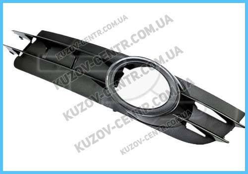 

Решетка противотуманной фары Audi A6 C6 (05-08) бензин, правая 4F0807682A01C