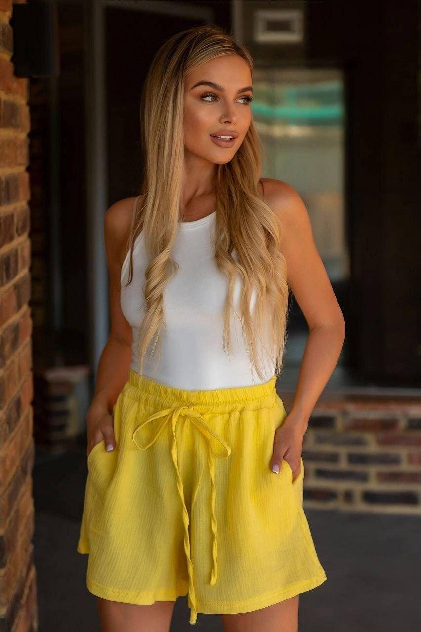 

Лёгкие свободные летние женские шорты на резинке с карманами, высокая посадка, в расцветках