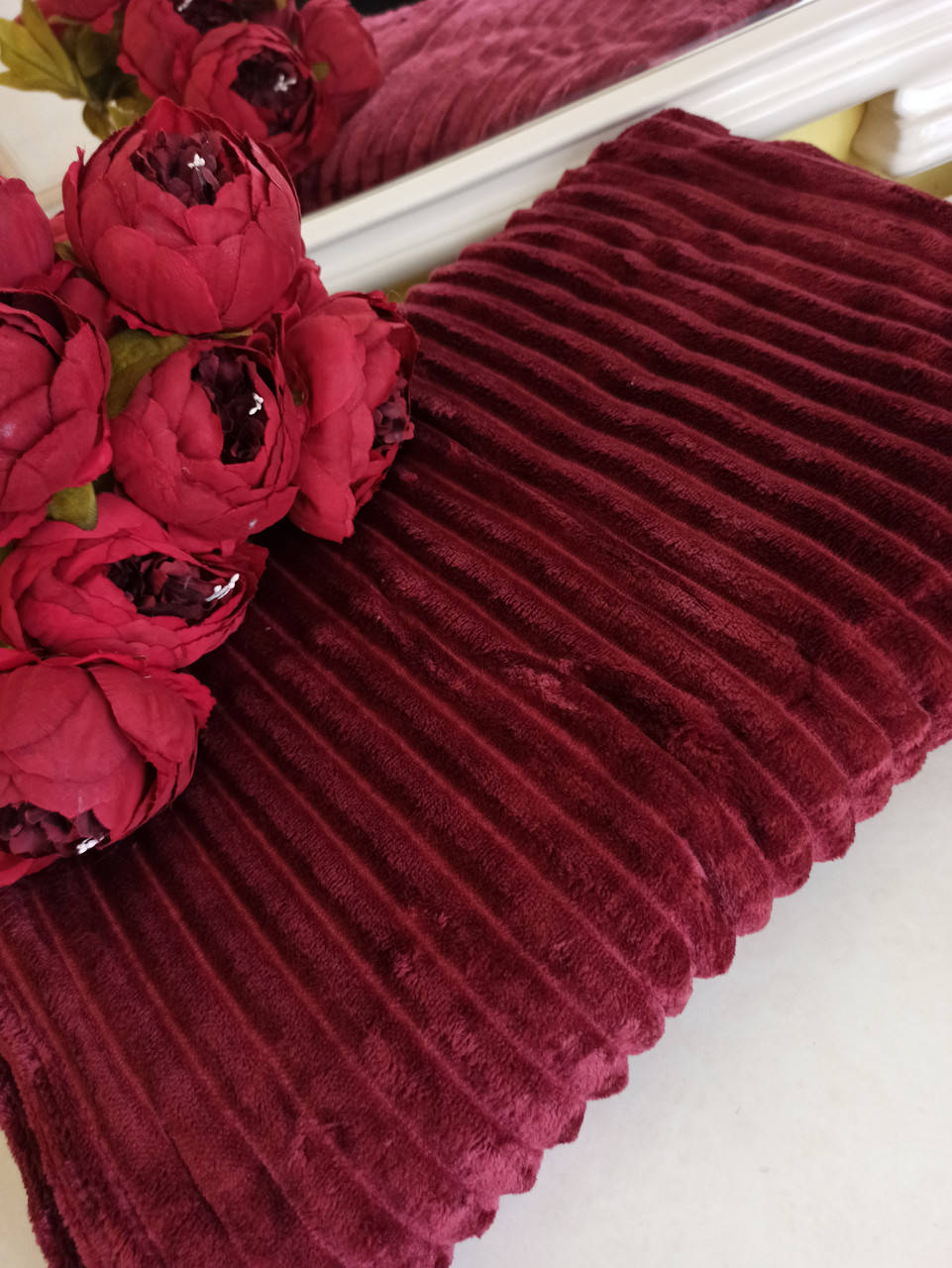 

Плед шарпей тонкая полоска, полуторка Микрофибра 2,0 * 1,5 м. бордовый