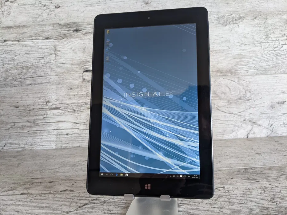 

Планшет на Windows Insignia flex 8.9 IPS 2/32 Intel Full HD, Черный