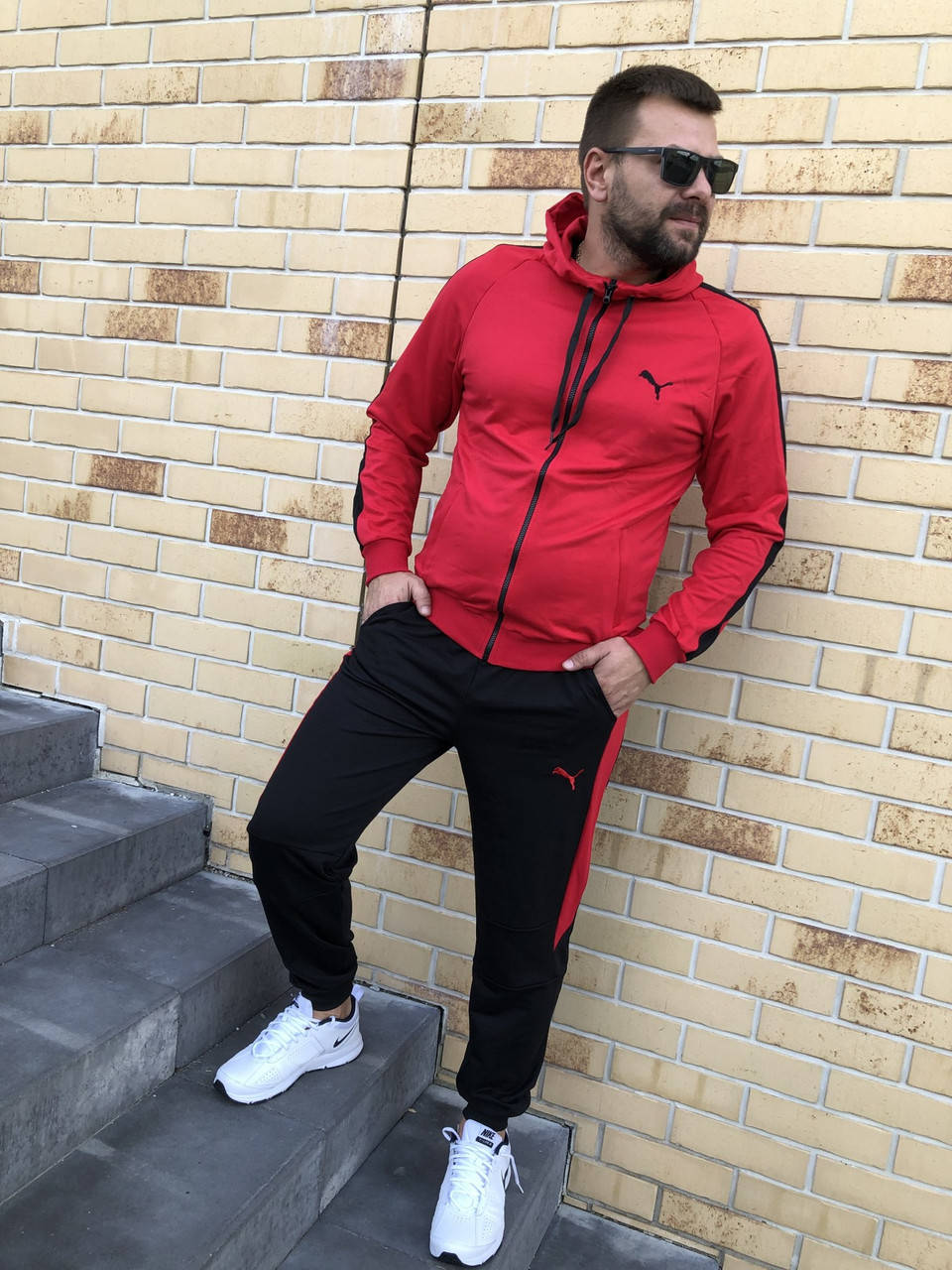 

Спортивный костюм мужской красный "Пума" с капюшоном. Puma