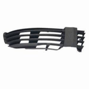 

Решетка в бампер Volkswagen Passat B5+ 01-05 правая без отв. п/тум., Черный